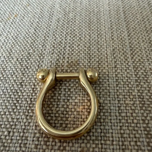 UNO de 50 Gold Bar Ring - Picture 1 of 5